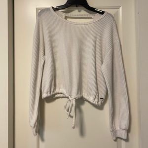 Sinch white Hollister sweater!